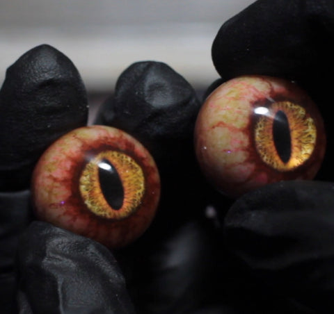 IN STOCK SET 26mm Reptilian Lord Sadler RE4 Inspired Eyes